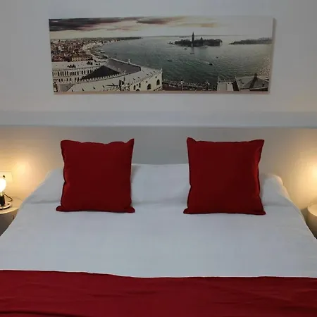 Casanova Apartment Venice Exterior photo